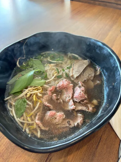 Launceston’s Unmissable Culinary Gems: A Foodie’s Love Letter 🍜💘