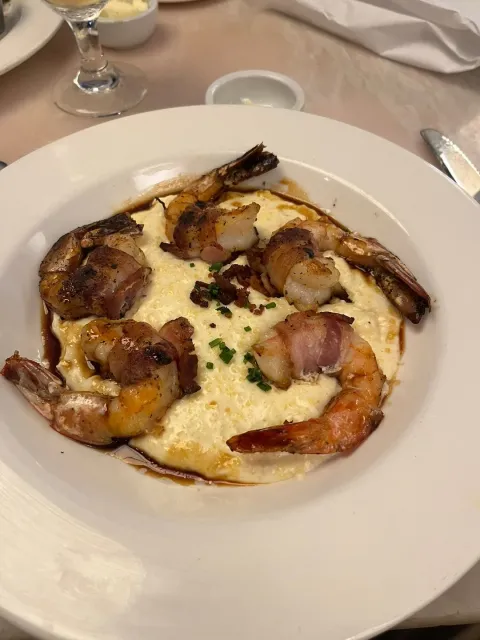 Our First Meal in New Orleans 🎉🍽️