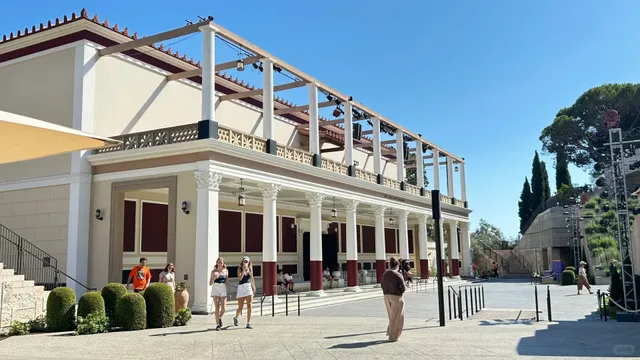 🏛️✨ The Getty Villa Has Reopened! ✨🌊