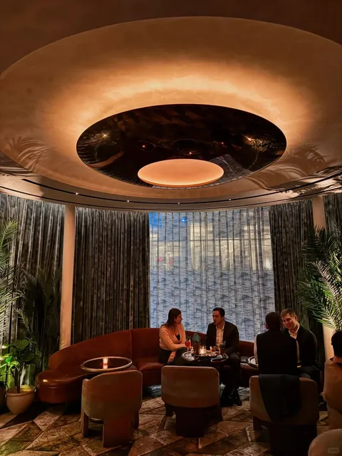 A New York Bar That Feels Like Outer Space 🪐