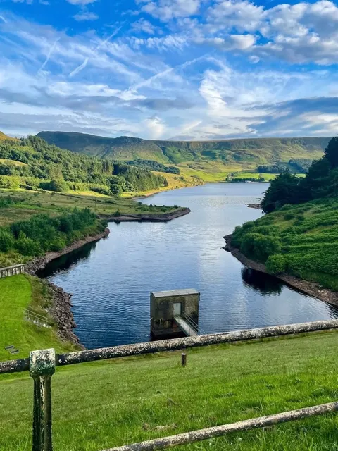 🇬🇧 Secret Hiking Gem 40min from Manchester! 🏞️