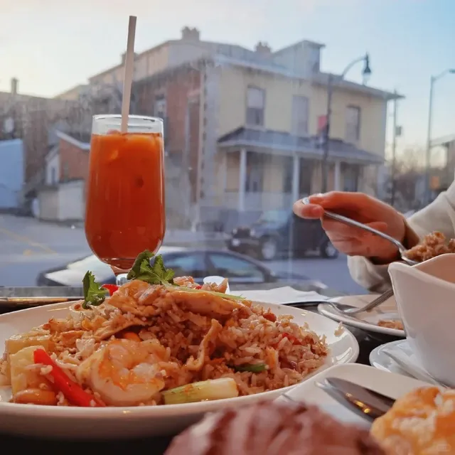 Thai House｜🇨🇦 A Hidden Thai Gem in Kingston