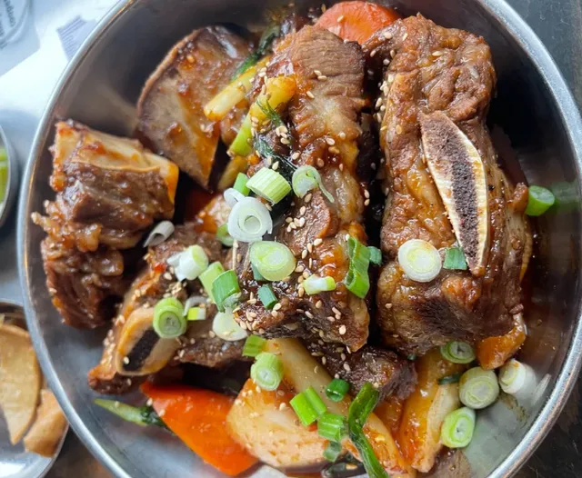 Tomukun Korean food in Anna Castle