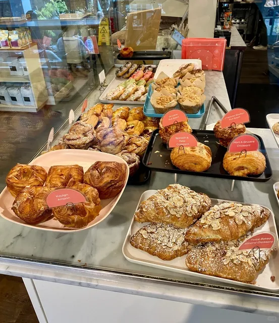 Seattle | Moonrise Bakery – Savory Croissants Are a Hit