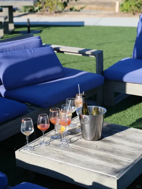 Spending an Afternoon Sipping Wine Atop the Hill 🍷✨