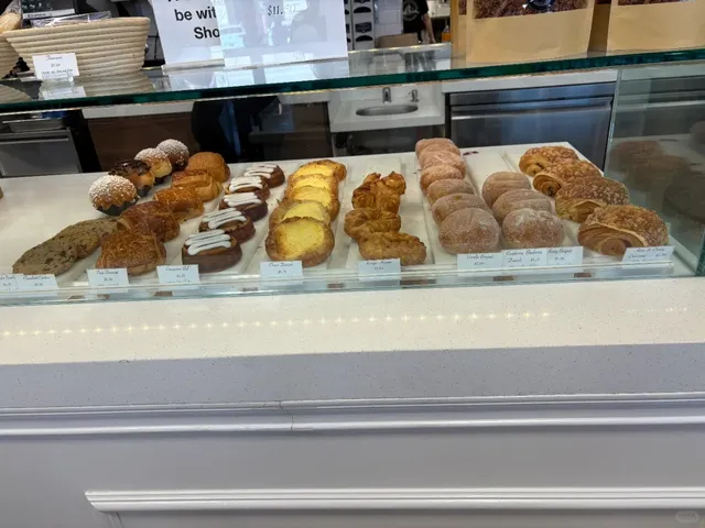 Cafe Breizh, Las Vegas – Edible, But... 🥐😐