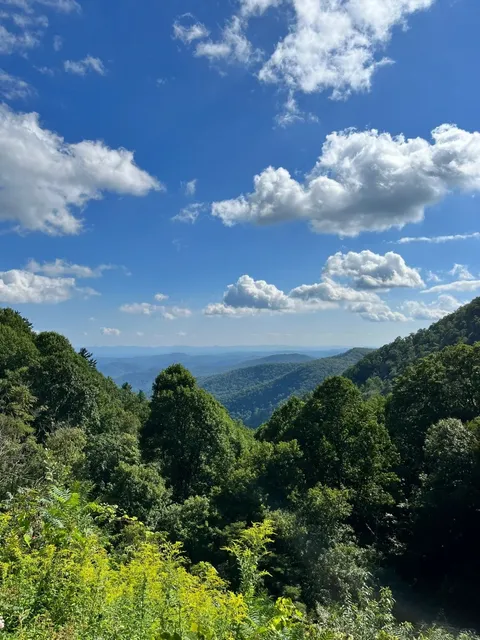 Weekend Escape to Blue Ridge Mountains! 🏔️✨