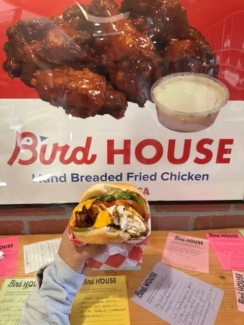 Bird House — Delicious Fried Chicken Burger 🍔🍗