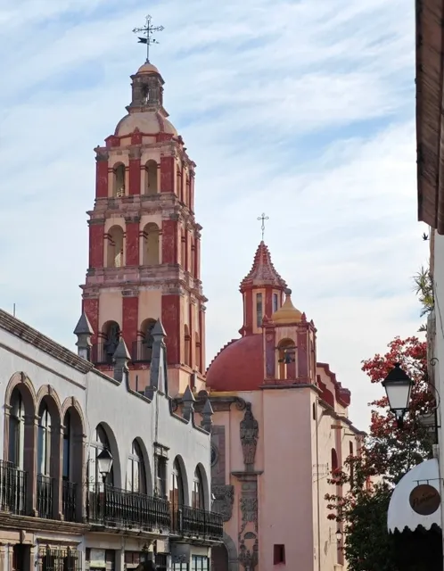 The Enchanting Town of Querétaro: La Peña de Bernal