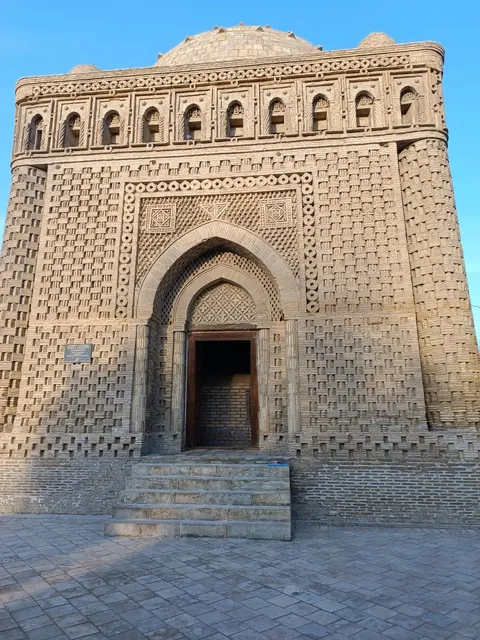 🏛️Samani Mausoleum: Uzbekistan’s 10th-Century Jewel in Bukhara🕰️