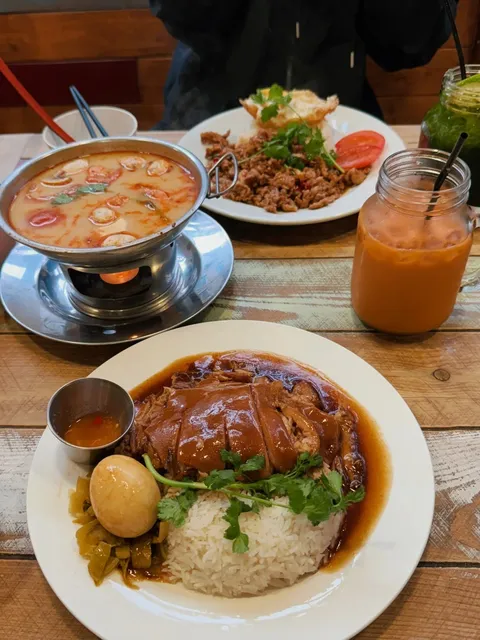 🇬🇧 Newcastle Day Trip: Sun, Sea & Noodles! ☀️🍜🌊