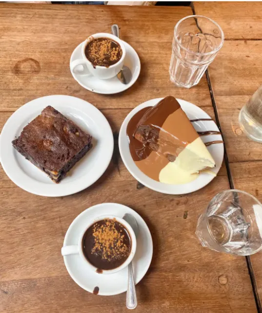 🍫 Chocolate Heaven in London: Italian Bear Chocolate Cafe, Soho