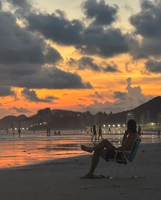Sao Paulo 🇧🇷 Surroundings | Guaruja Beach · See the Sea on weekends