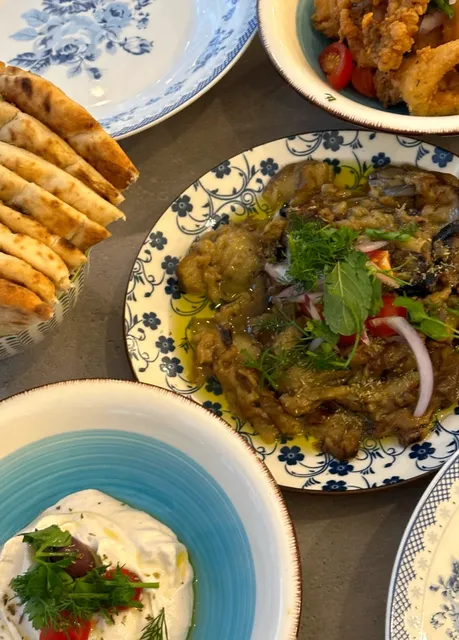 Ola Kala: Authentic Greek Flavors That Won’t Break the Bank 🇬🇷✨