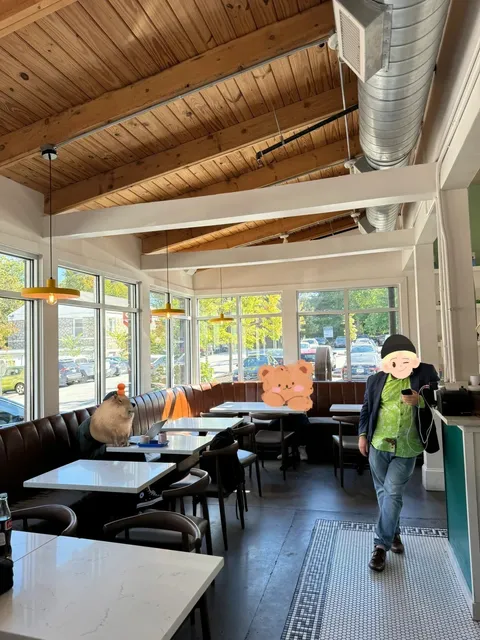 An Adorable Coffee Spot in Atlanta ☕️💖