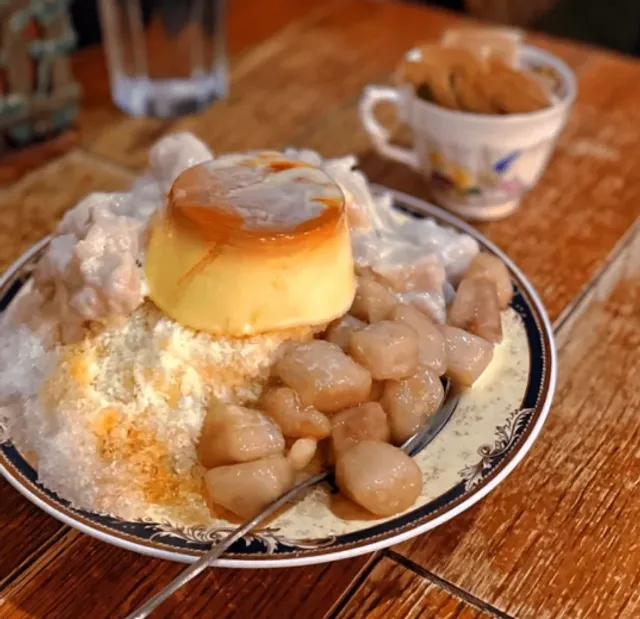 Richmond’s Cozy Nostalgia Spot: Silky Caramel Pudding ❄️  