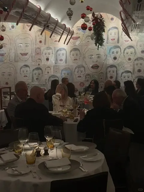 New York Hidden Gem: "Old Money" Style Restaurant 🌟