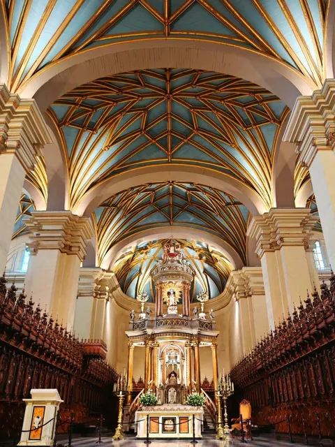  Ultimate Lima Travel Guide | All You Need in One Post!