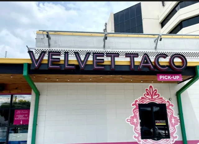 Dallas | Did I Just Try the Local Ace Taco?