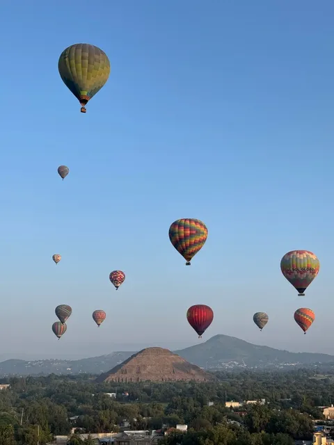 🇲🇽 Must-Do Hot Air Balloon Experience at the Teotihuacan Pyramids‼️