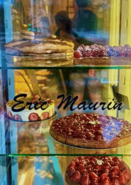 A Hidden Bakery in the Alley | Eric Maurin