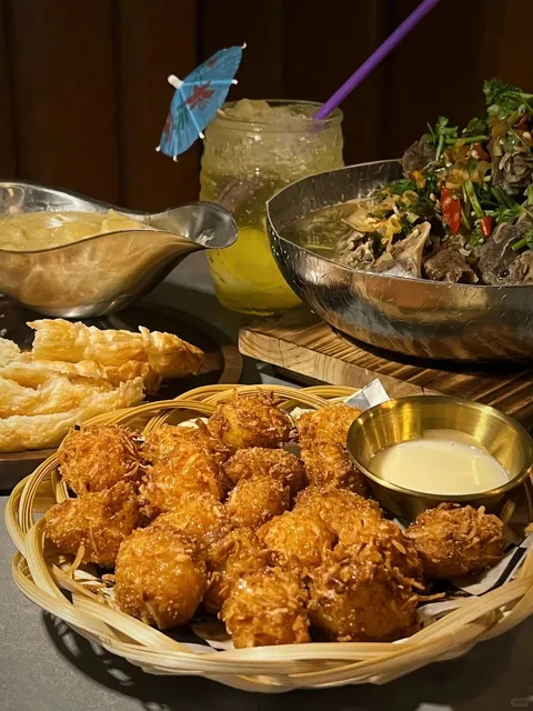 👀 NYU Students, Meet Your Go-To Spot: Grandpa Thai! 🔥