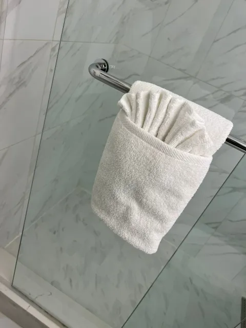 Away from the Crowds, Yet in the Center of It All! 🏙️✨