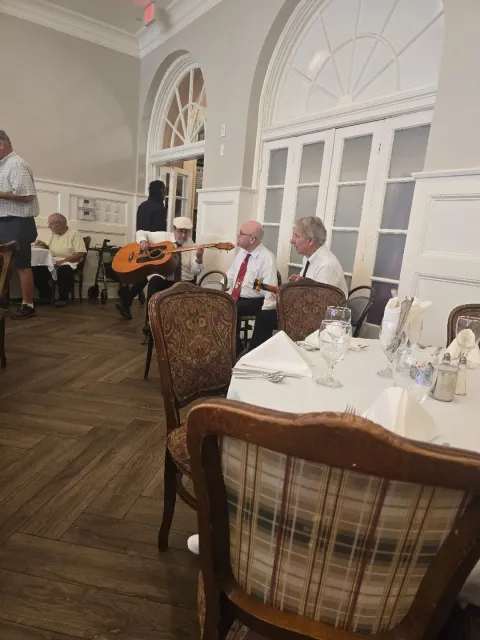 A Rainy Brunch To Remember! 🌧️☂️