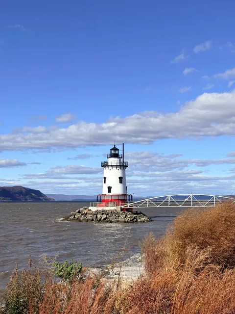 NYC Escape Plan: Tarrytown — A Cozy Day Trip 🍂