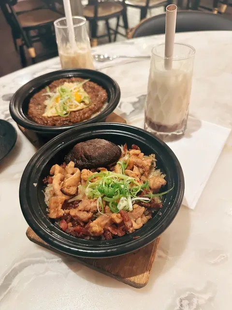 🇬🇧 Pot and Rice: London’s Coziest Claypot Heaven! 🍲✨  