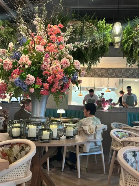 La Serre | French-Mediterranean Vibes in Chicago 🥖🌿  