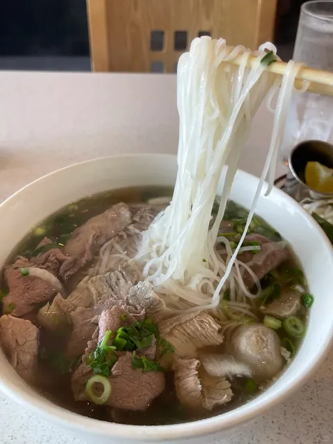 Hidden Gem Pho Spot in NYC – Locals Love It! 🍜❤️