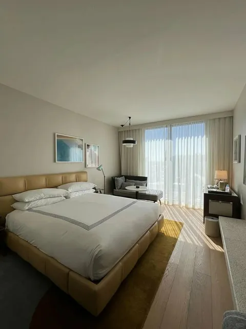 Stayed a Whole Week—Because the Price Was Unbelievably Good! 😭