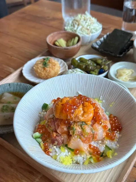 Korean Fusion: This Uni-Shrimp Rice Bowl Made Me Cry Tears of Joy​​