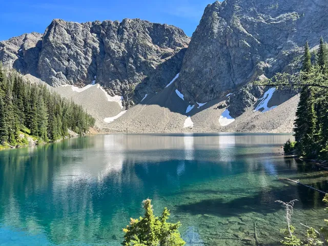 Blue Lake - Where Trout Bite Like It’s Their Job 🎣💥  