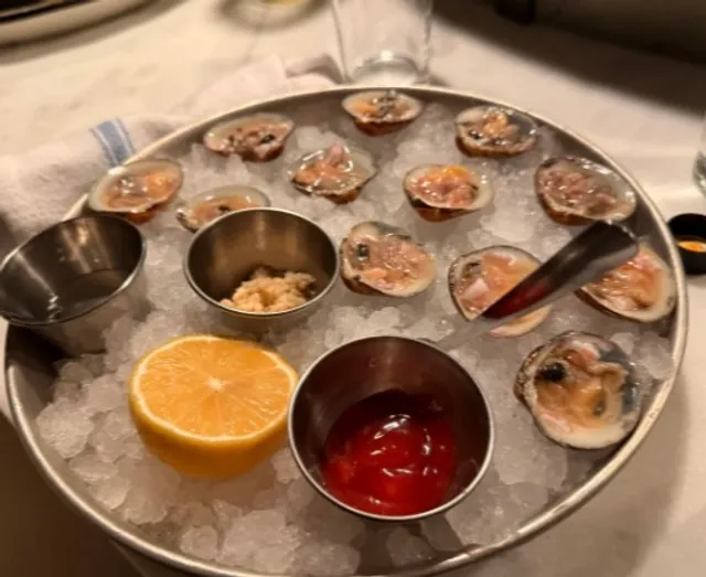 🦪 The Darling Oyster Bar | A Chic Seafood Destination in Savannah