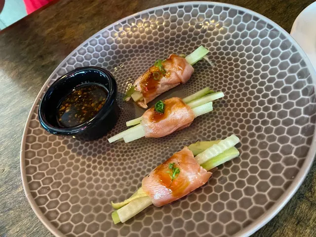 UMI Sushi Bar & Grill: Austin Adventure Gone Awry 🍣