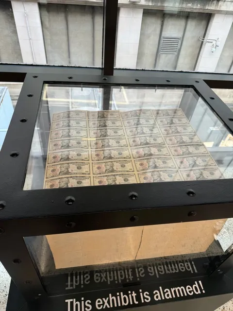 🇺🇸 Welcome the wealth! 💸 Money comes from all directions~