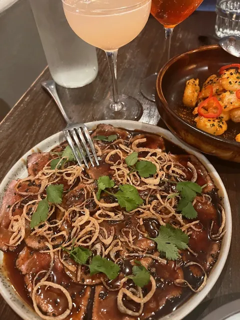 ✨ Yaletown's Newest Hidden Gem - Dovetail Shines! 🍝🍸