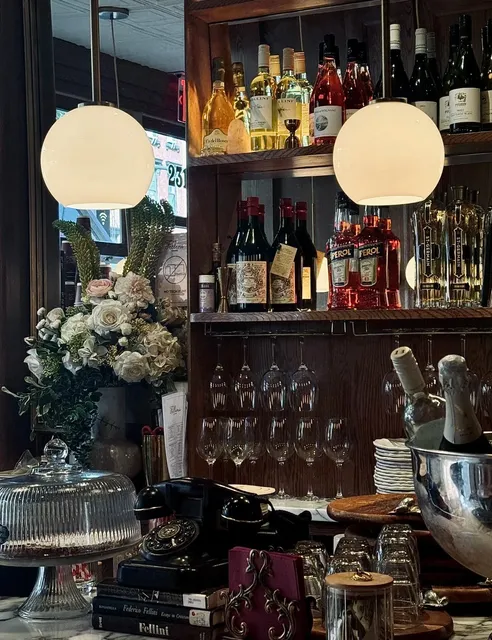 Denver, USA｜Vintage Coffee Shop. 🏛️☕️