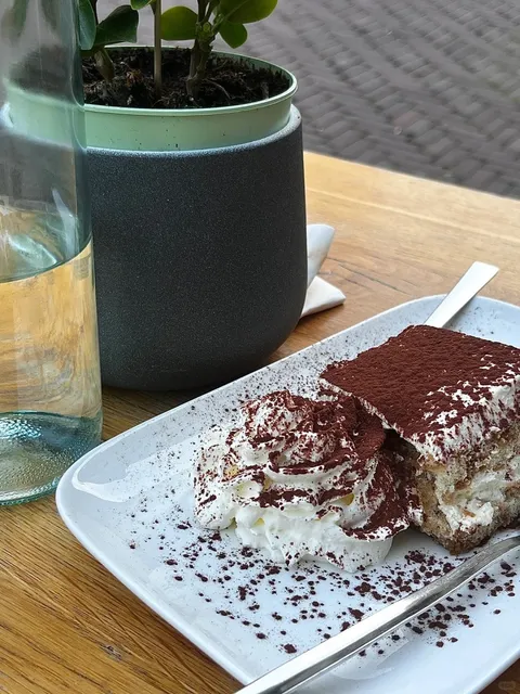 🇳🇱 Post-Class Food Adventure in Leiden!