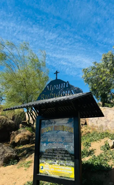   Castle of the Cross Mountain Fortress🏰Hiking🅿Parking Guidance