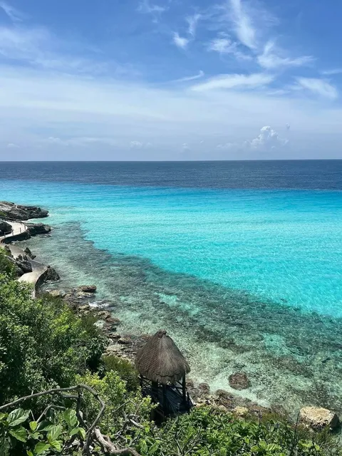 🏝️🤿 Isla Mujeres: Snorkeling + Island Guide for Lazy Luxury 🌴