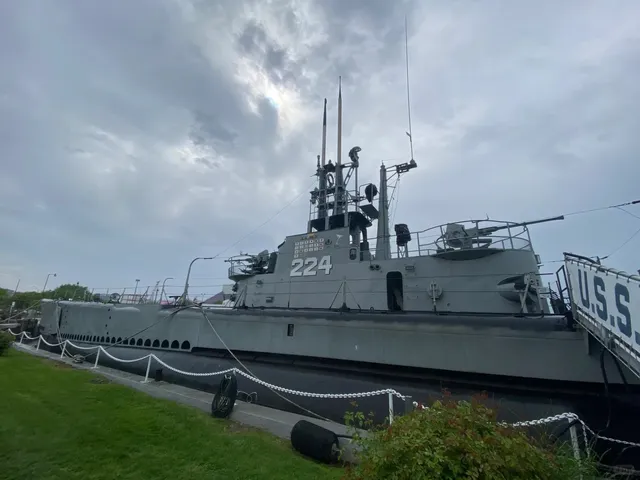 🇺🇸 The Most Complete Submarine Museum in the USA 🚤