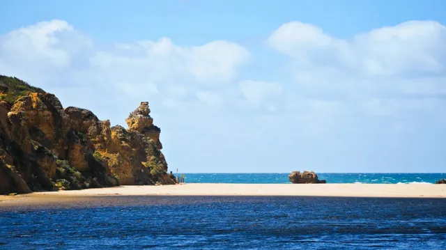 The Ultimate Guide to the Great Ocean Road 🌊 & The Twelve Apostles 🪨