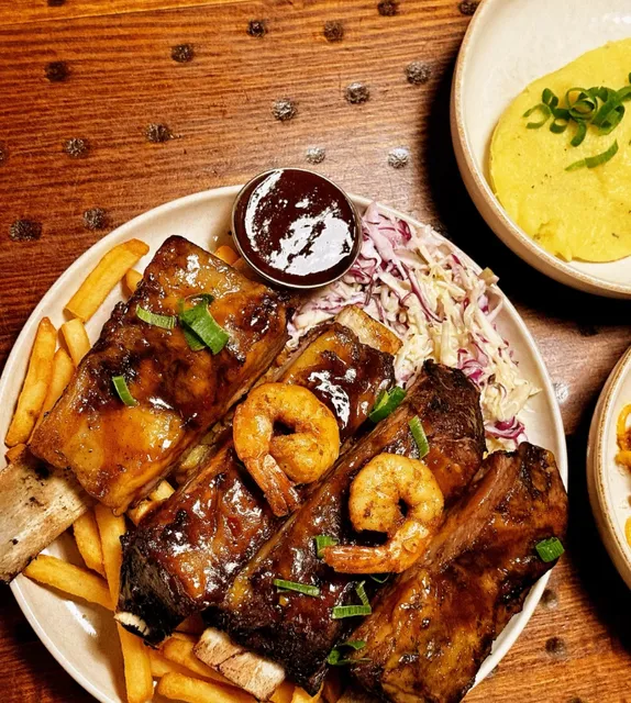 Fox and Hounds | Sydney's Northern Culinary Oasis