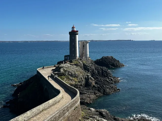🇫🇷 Brittany-Brest Restaurant Guide 🍽️✨