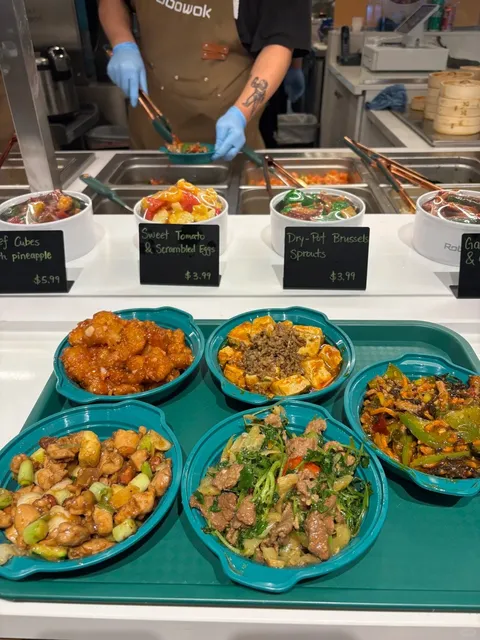 USC | Affordable Chinese Bowls – ROBOWOK! $2‑$6 Dishes 🤖🍚