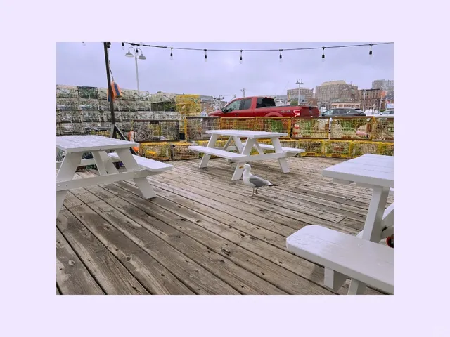 Portland, Maine | Luke’s Lobster (Flagship Store) 🦞