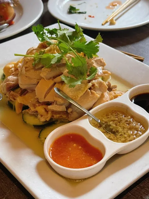 Everyone in Irvine Knows About This Hainanese Chicken, Right? 🐔✨  